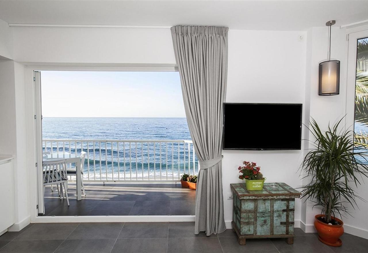 Super Front Line Modern New Apartm Nerja Ngoại thất bức ảnh