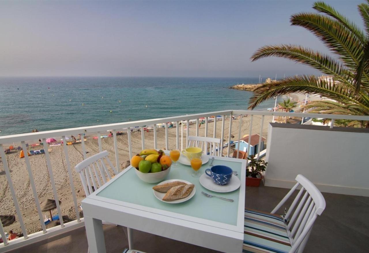 Super Front Line Modern New Apartm Nerja Ngoại thất bức ảnh