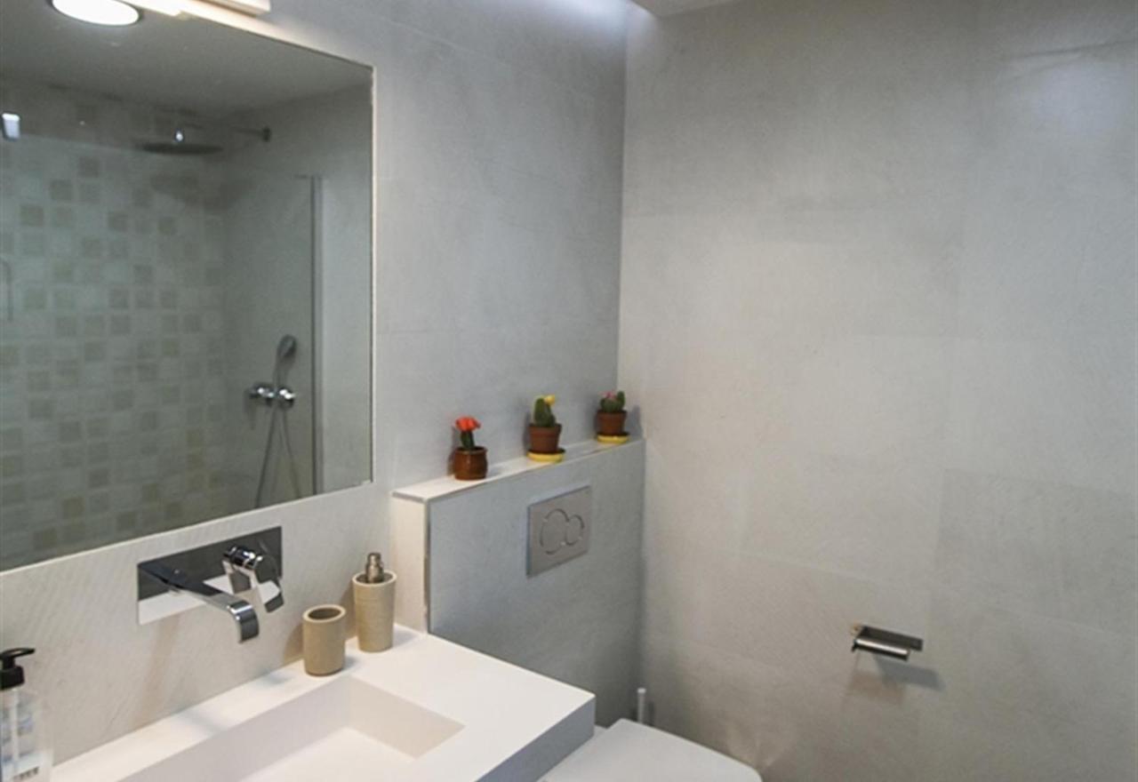 Super Front Line Modern New Apartm Nerja Ngoại thất bức ảnh
